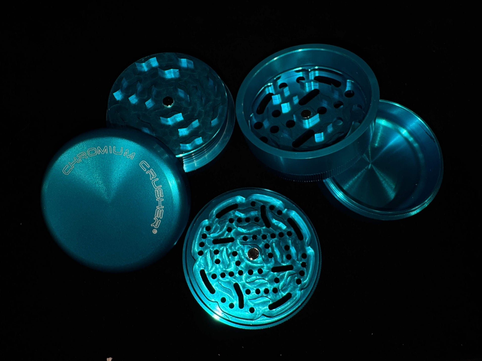 Chrome Crusher 5-Piece Herb Grinder – Blue (Boxed)