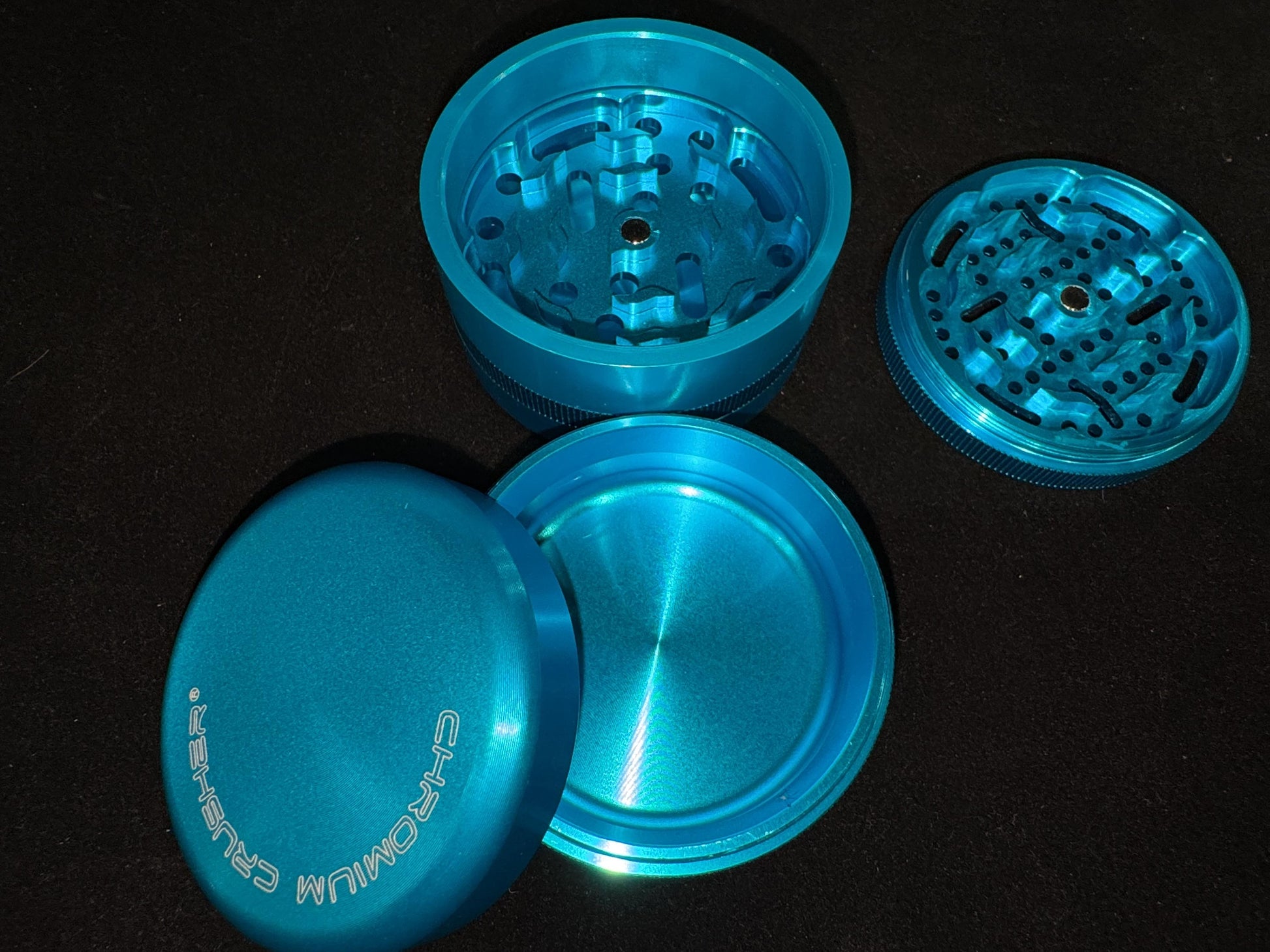 Chrome Crusher 5-Piece Herb Grinder – Blue (Boxed)